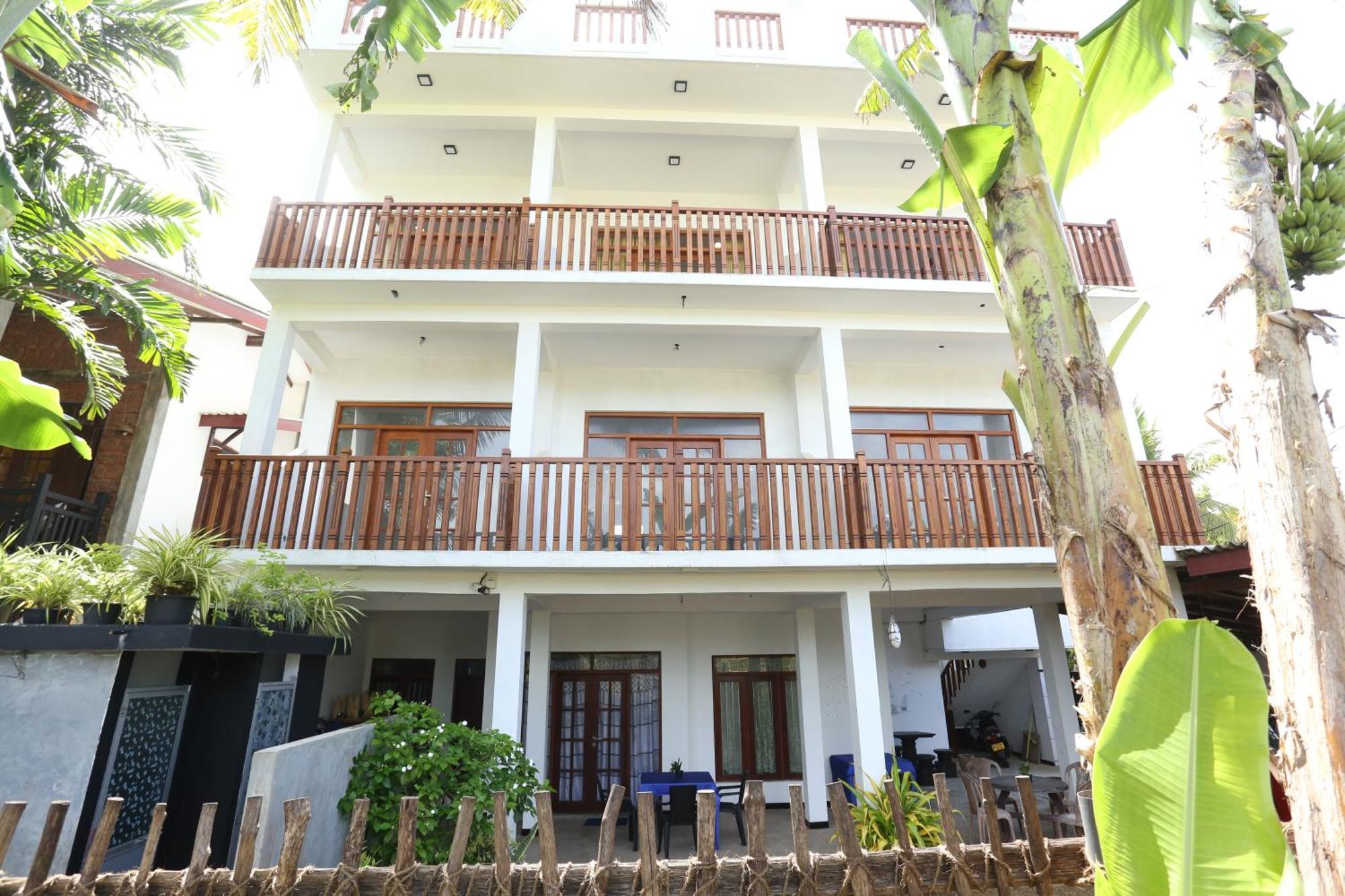 Sisi'S Place Bentota Bagian luar foto