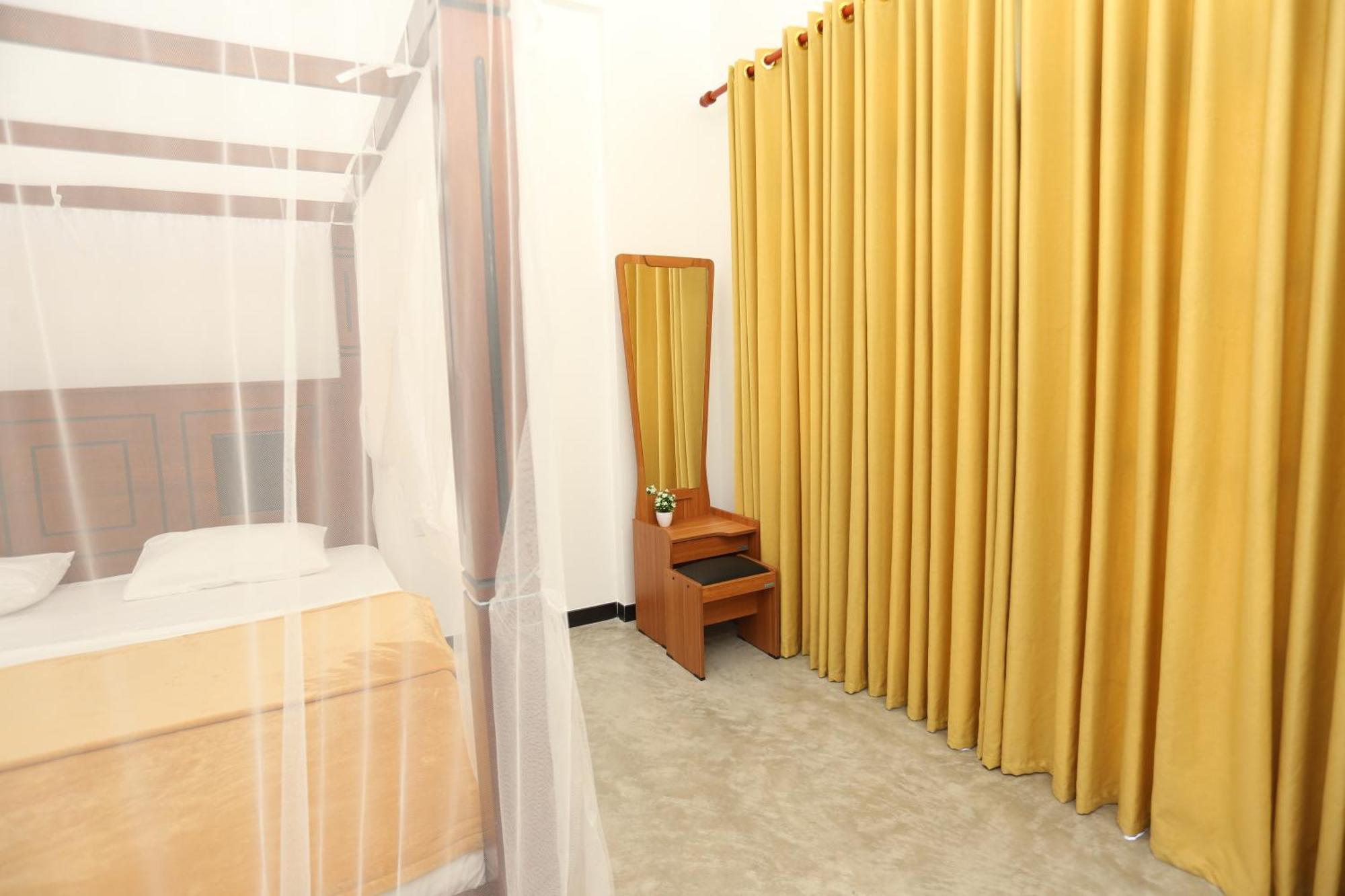 Sisi'S Place Bentota Bagian luar foto