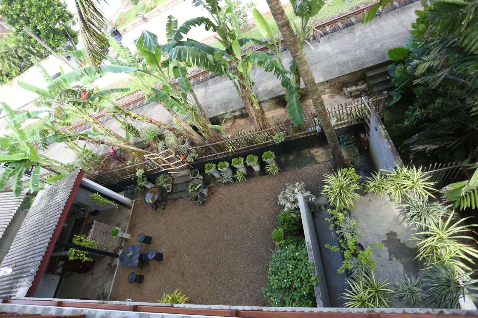 Sisi'S Place Bentota Bagian luar foto