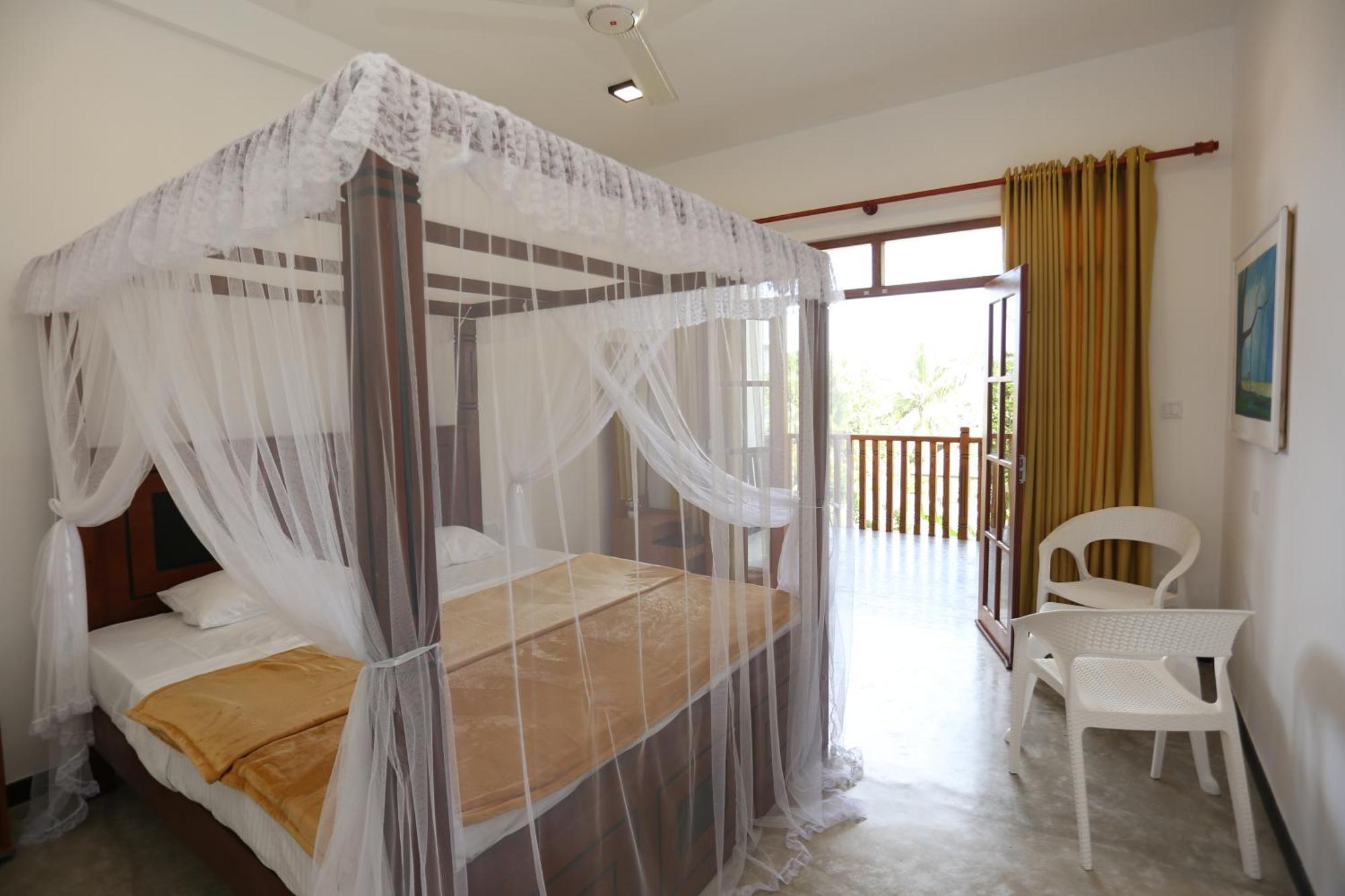 Sisi'S Place Bentota Bagian luar foto